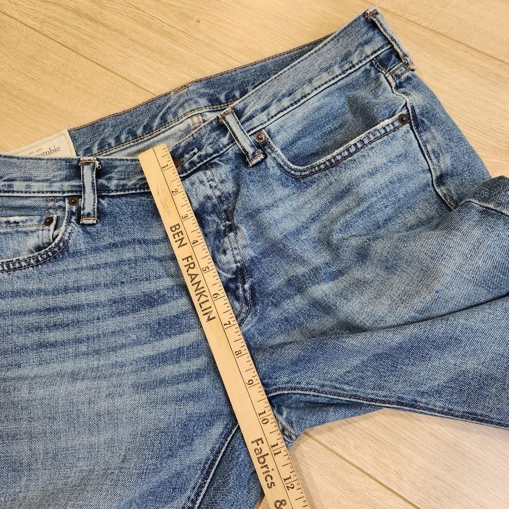 Abercrombie & Fitch Jeans Mens 32x30 Blue Medium Wash Straight Denim Casual